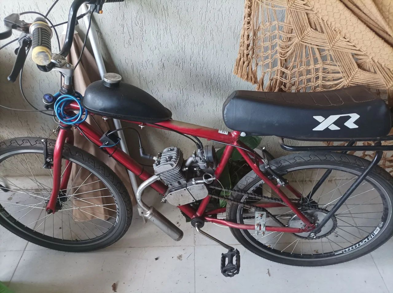 Bicicleta motorizada XR, gasolina, semi nova, pouco uso, revisada, pronta para usar! 