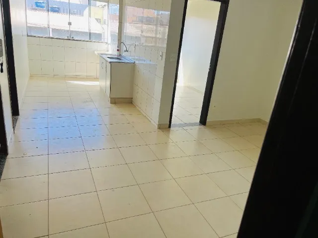 alugo apartamento de 03 quartos no riacho fundo 1