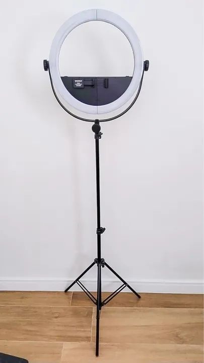 Vende-se Iluminador  Ring Light Yongnuo Yn508 Led + Fonte + Tripé
