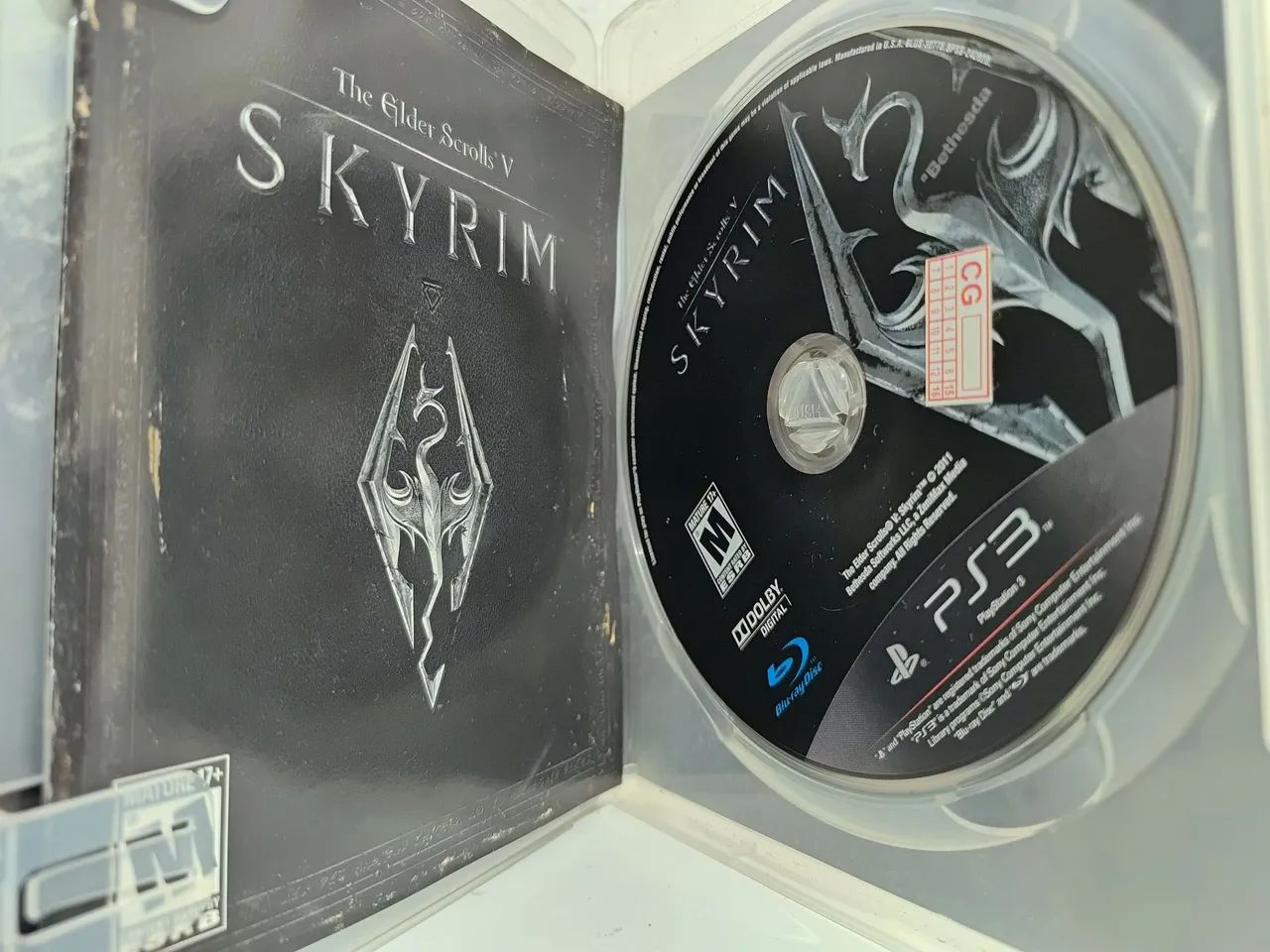Skyrim PS3 - Midia física  - Foto 3