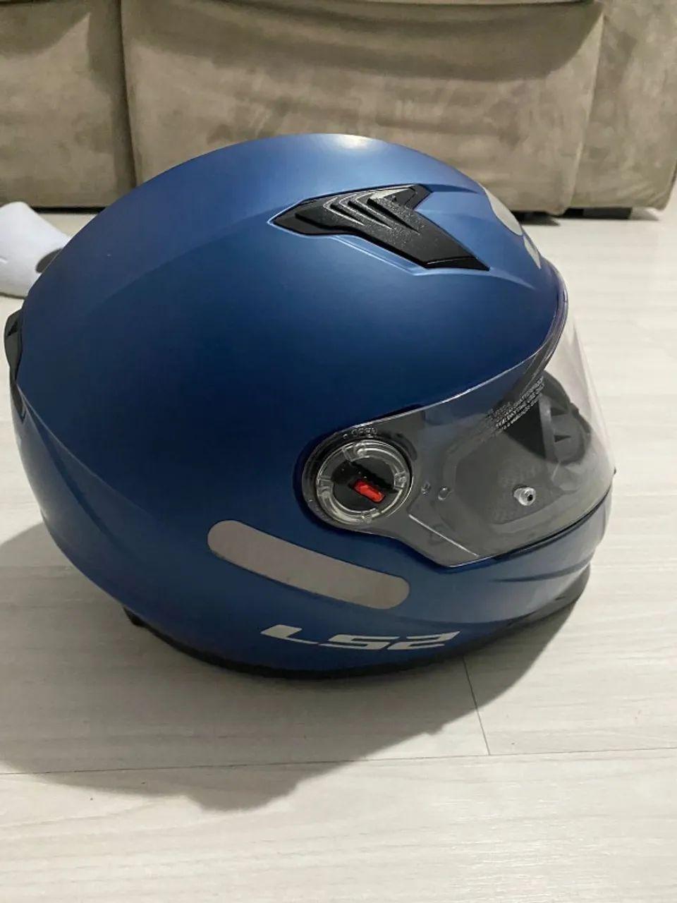 capacete de moto ls2 semi novo - Foto 3