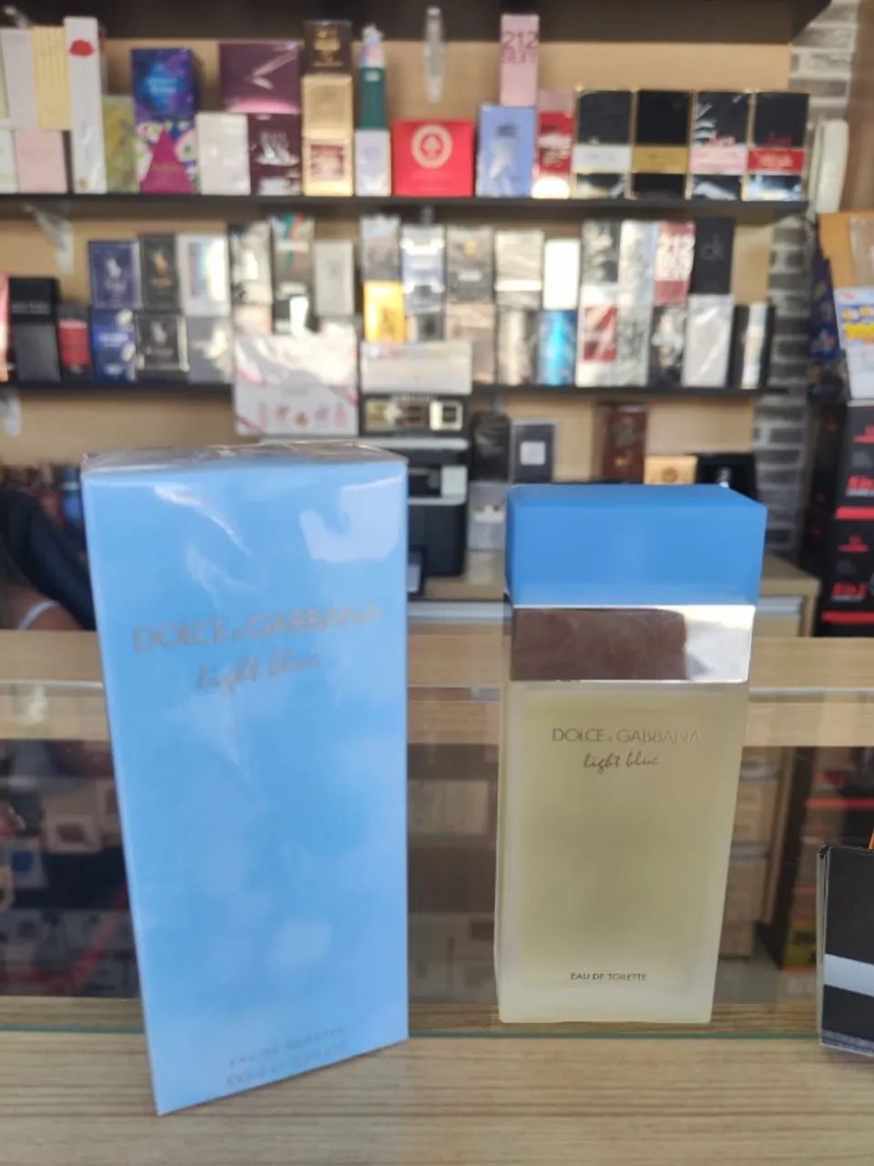 Perfume Dolce Gabbana Light BLUE 100 ml - Foto 3