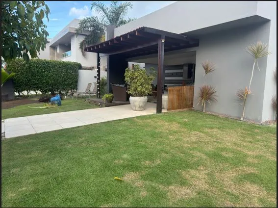 Casa No Condomínio Ilha da Lagoa com Píer privado