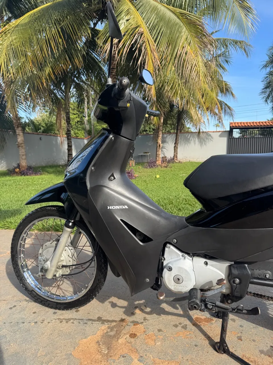 HONDA BIS EXCELENTE ESTADO