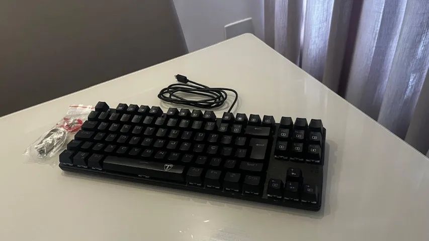 Teclado Mecânico Gamer T-Dagger Bora, RGB, Switch Outemu Brown, PT, Preto - T-TGK315-BROWN - Foto 2