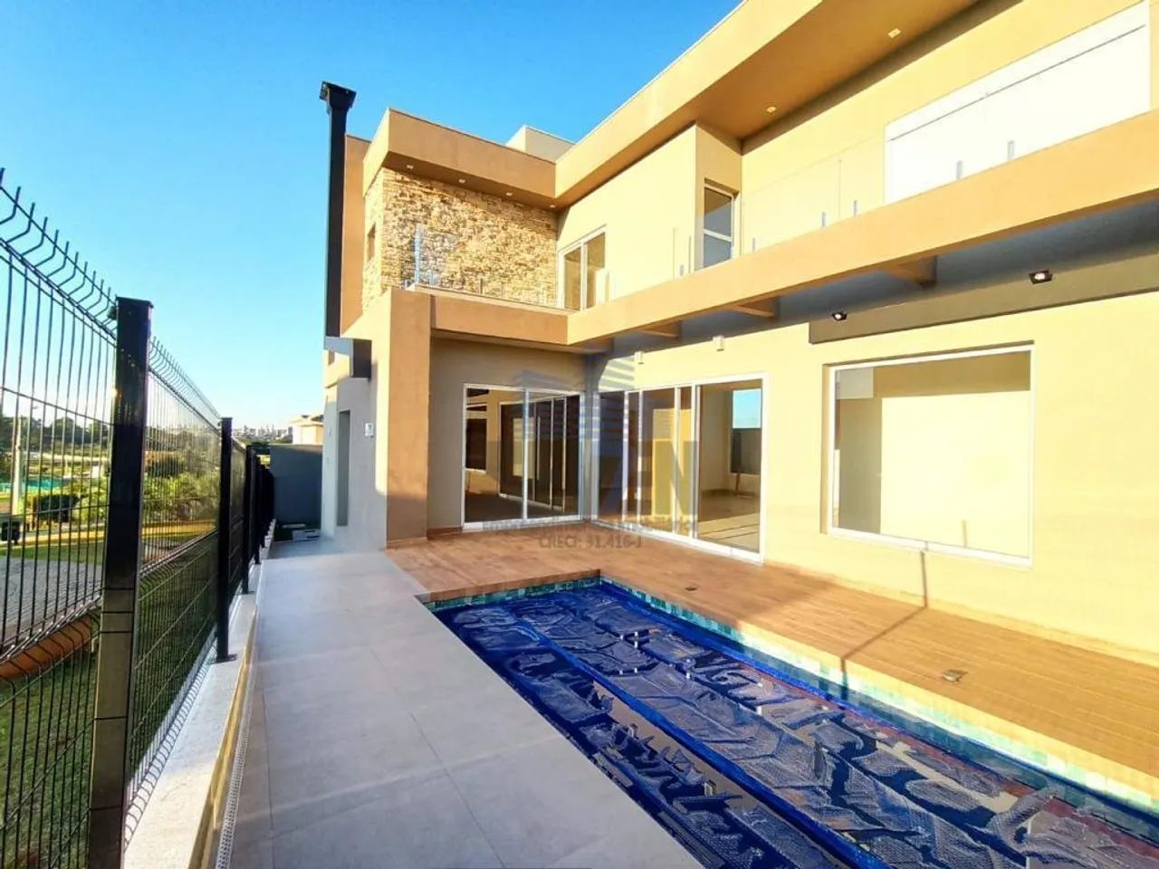 Casa Condomínio Tamboré para venda e locação
