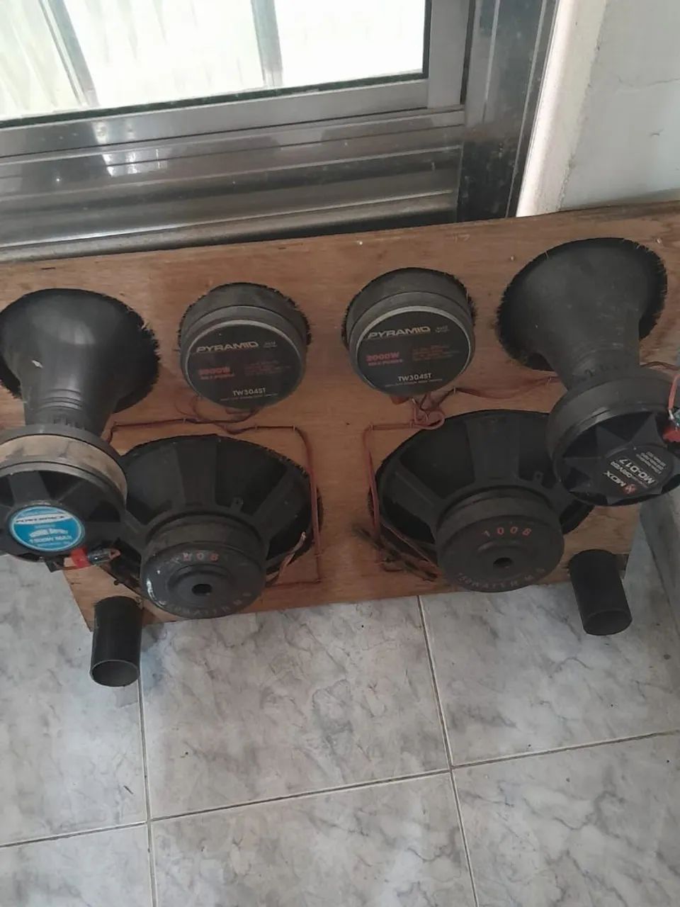 Caixa de som profissional - Foto 2