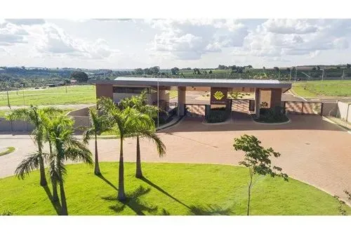 Lote em condomínio para venda, 336m²