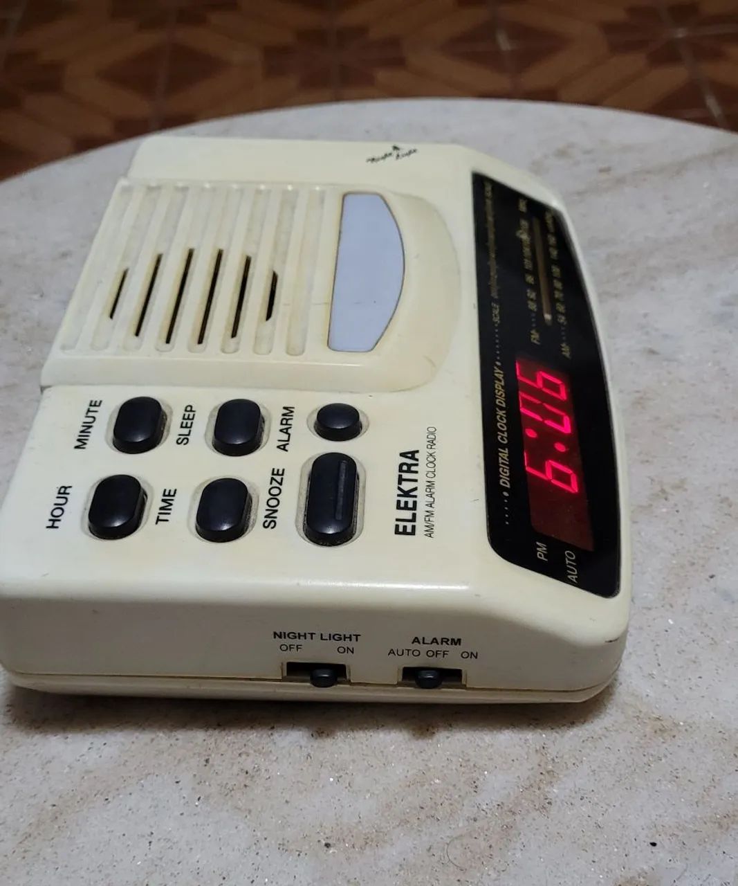 Radio Relógio Digital Elektra AM/FM - Foto 4