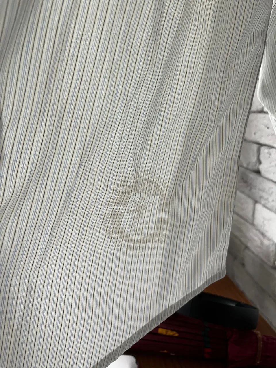Camisa Guess Bordada Listrada - Tamanho S - Foto 3