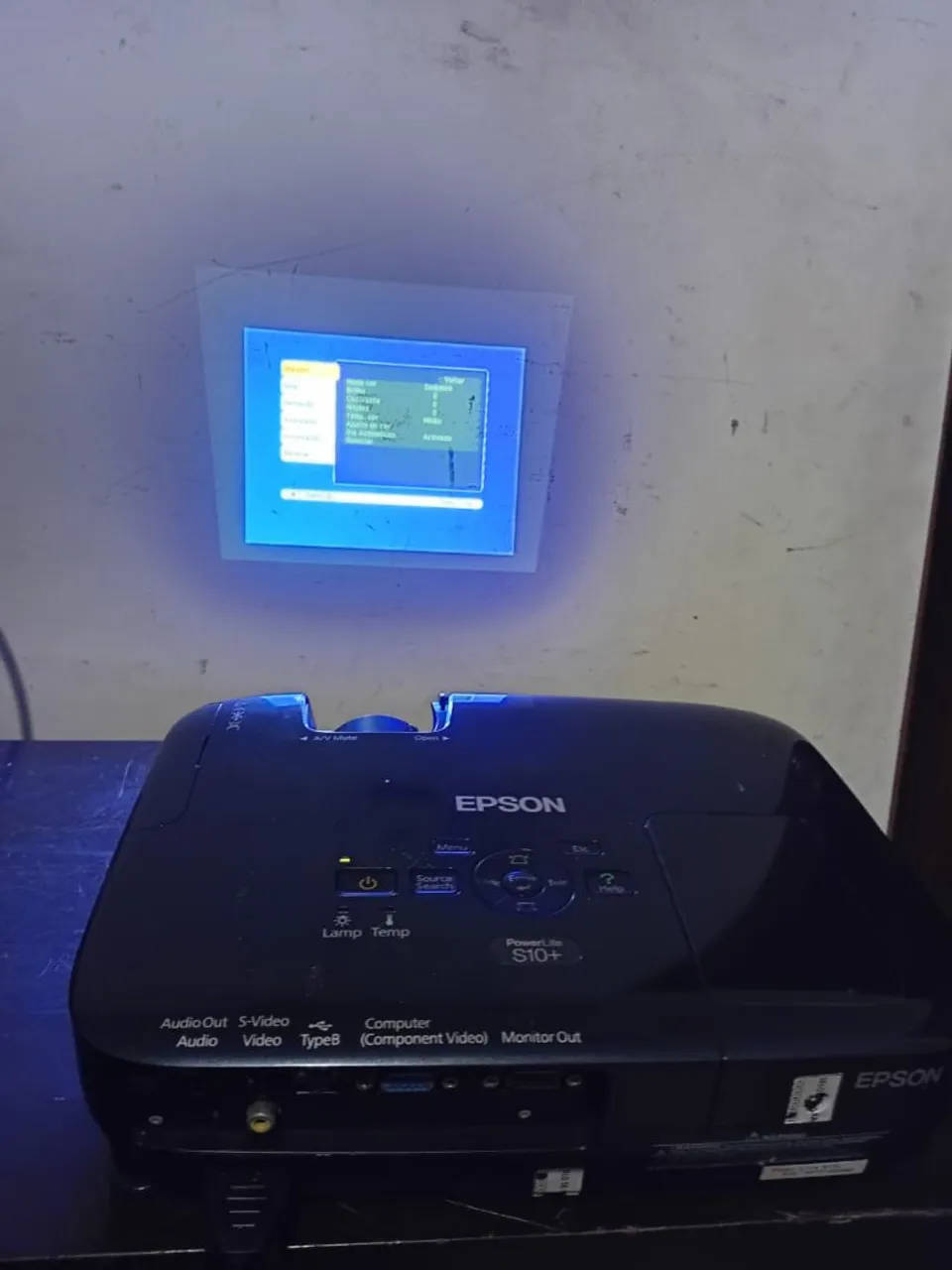 Projetor Epson PowerLite S10+