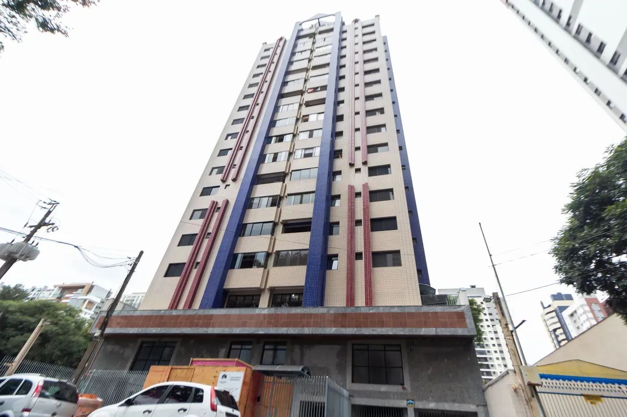 Apartamento á venda, 2 quartos, 1 vaga de garagem,107m²  830.000,00 -Cabral  Curitiba  - P