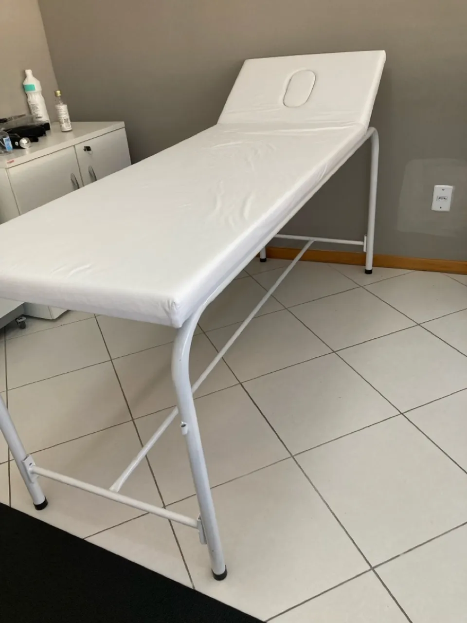 Maca Estética/Hospitalar com Apoio de Cabeça