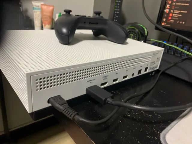 XBOX One S 