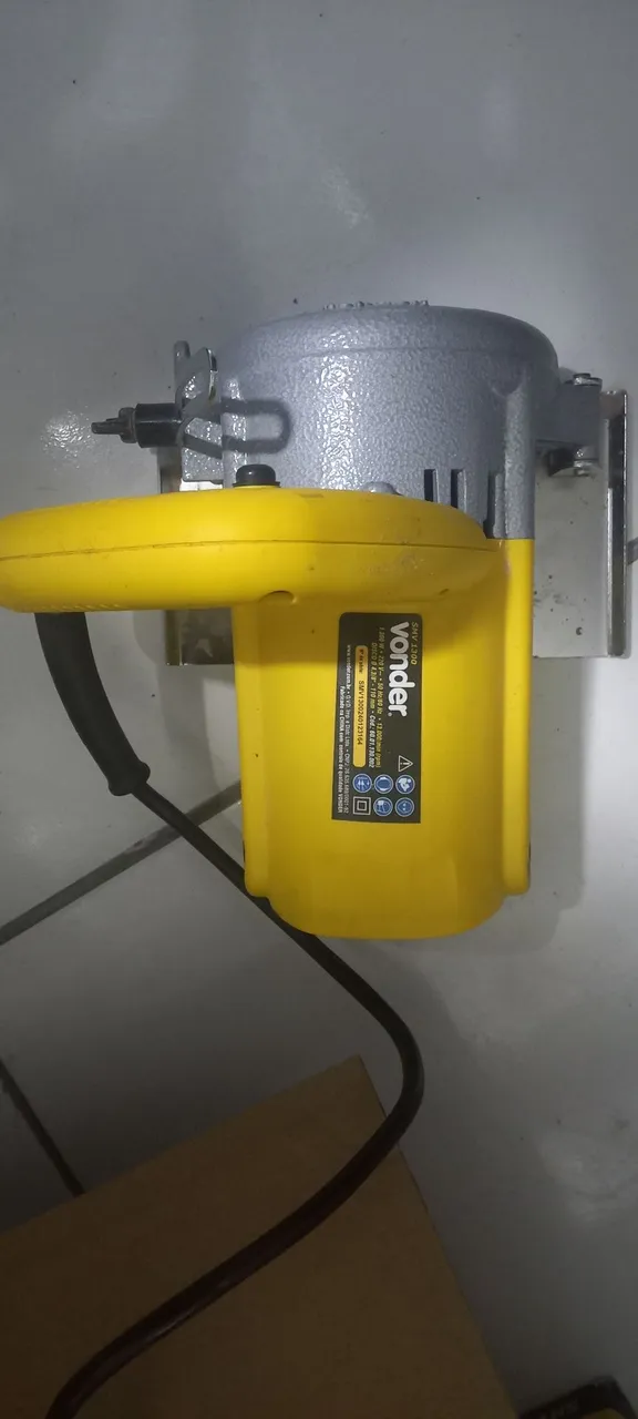 Serra Circular Vonder 710W