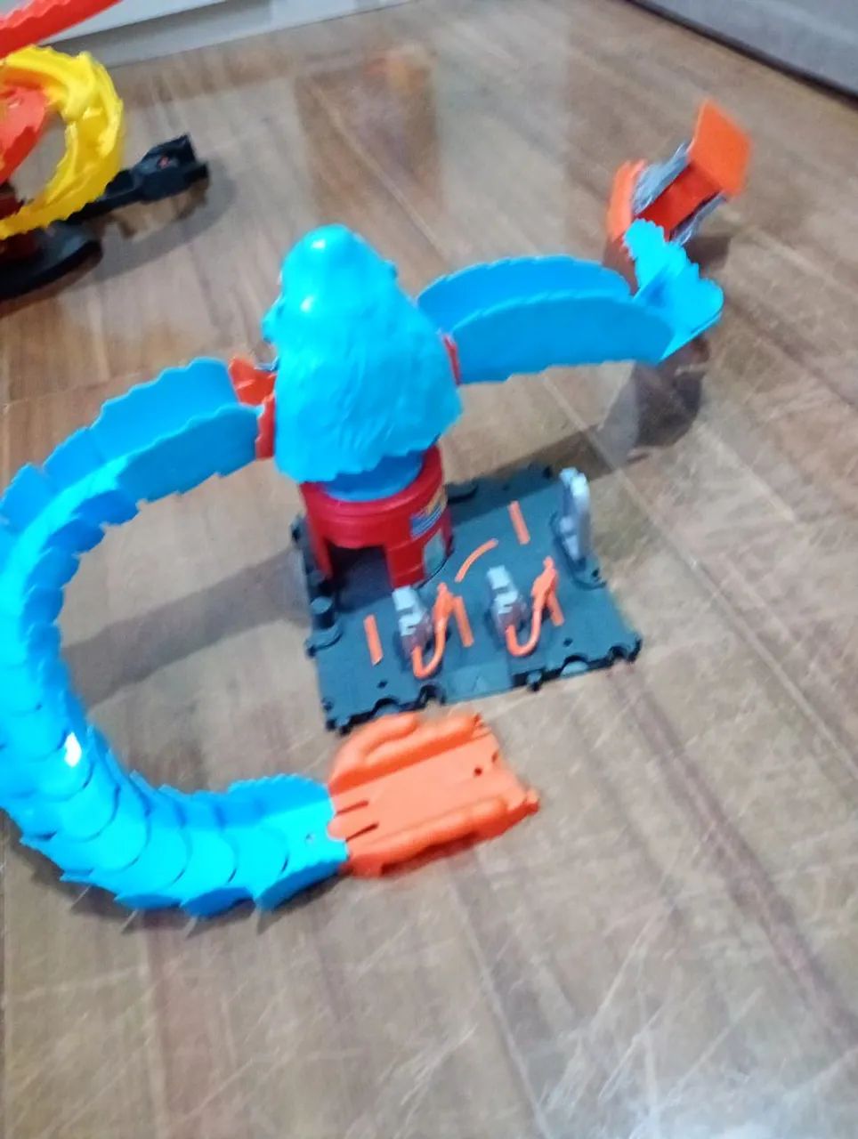 Pista Hotwheels gorila azul  - Foto 2