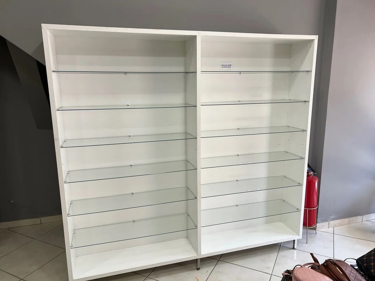 Móveis modulados com prateleiras de vidro - 14 blocos em MDF - Monte sua loja - Foto 2