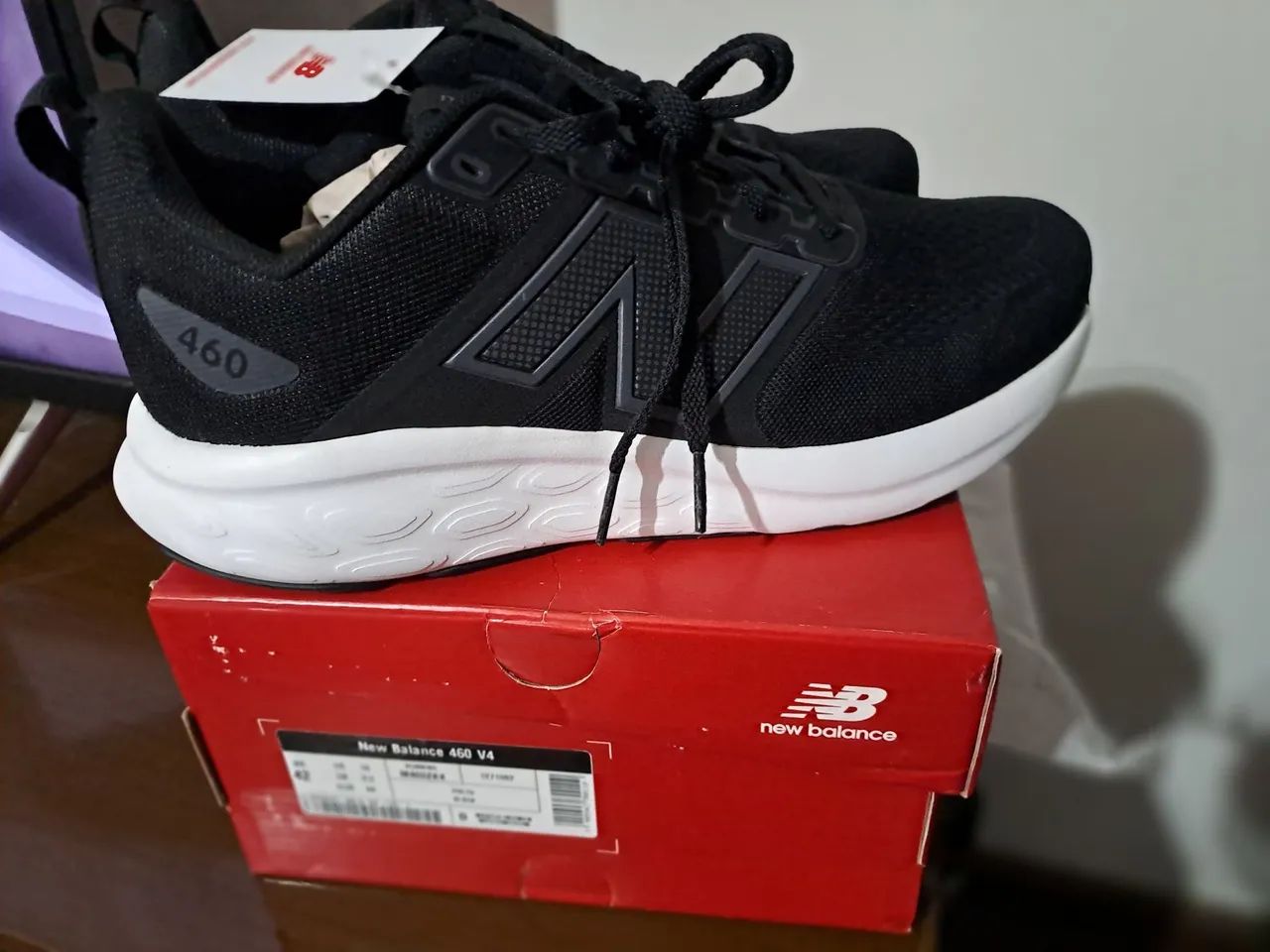 Tênis New Balance V4 NOVO na caixa Calçados Santa Amélia, Belo