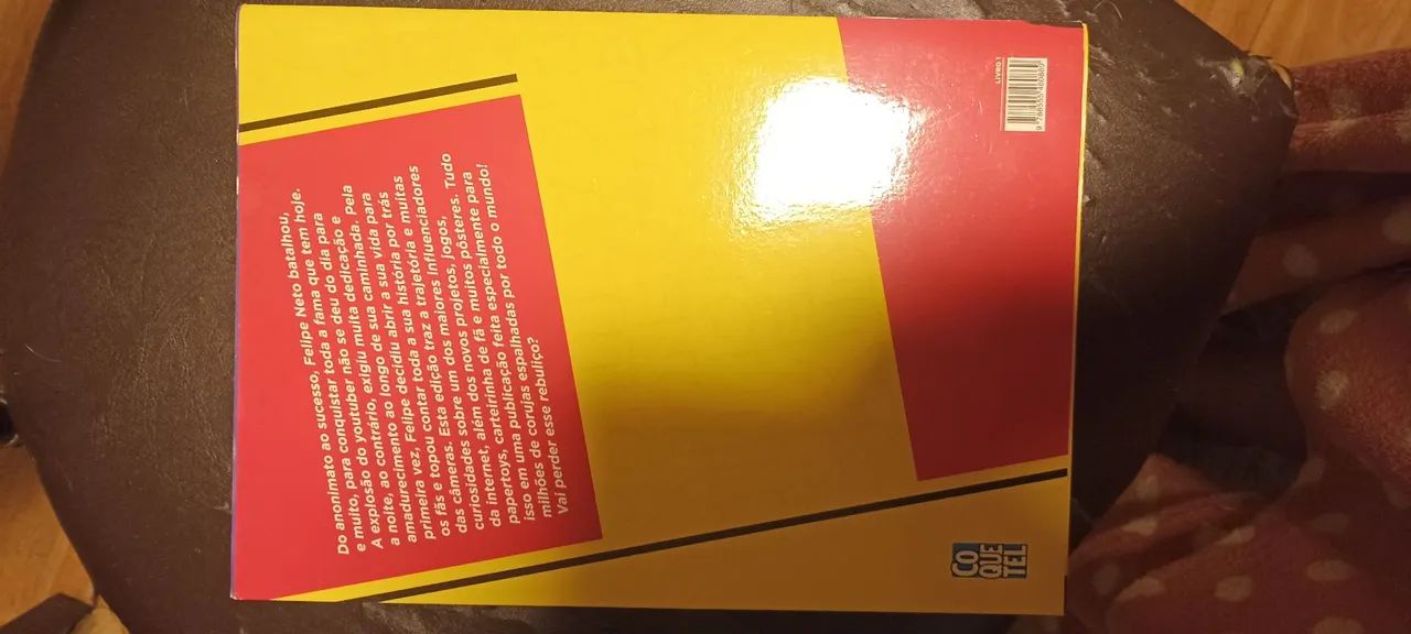 Felipe Neto Autographed Book64728254933763122