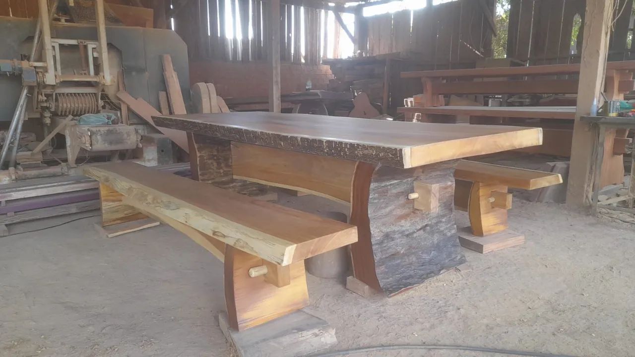 Mesa de madeira maciça de demolição - Foto 3