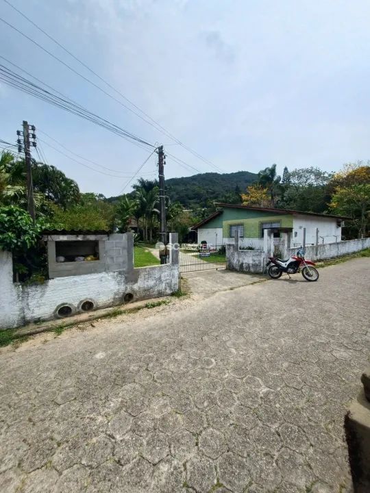 Terreno de 11.375m² no Sambaqui - Foto 2