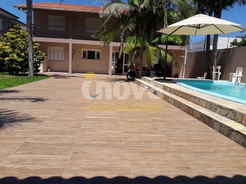 CASA COM 07 DORMITÓRIOS 3 SUÍTES NO CENTRO DE TRAMANDAÍ - Foto 4