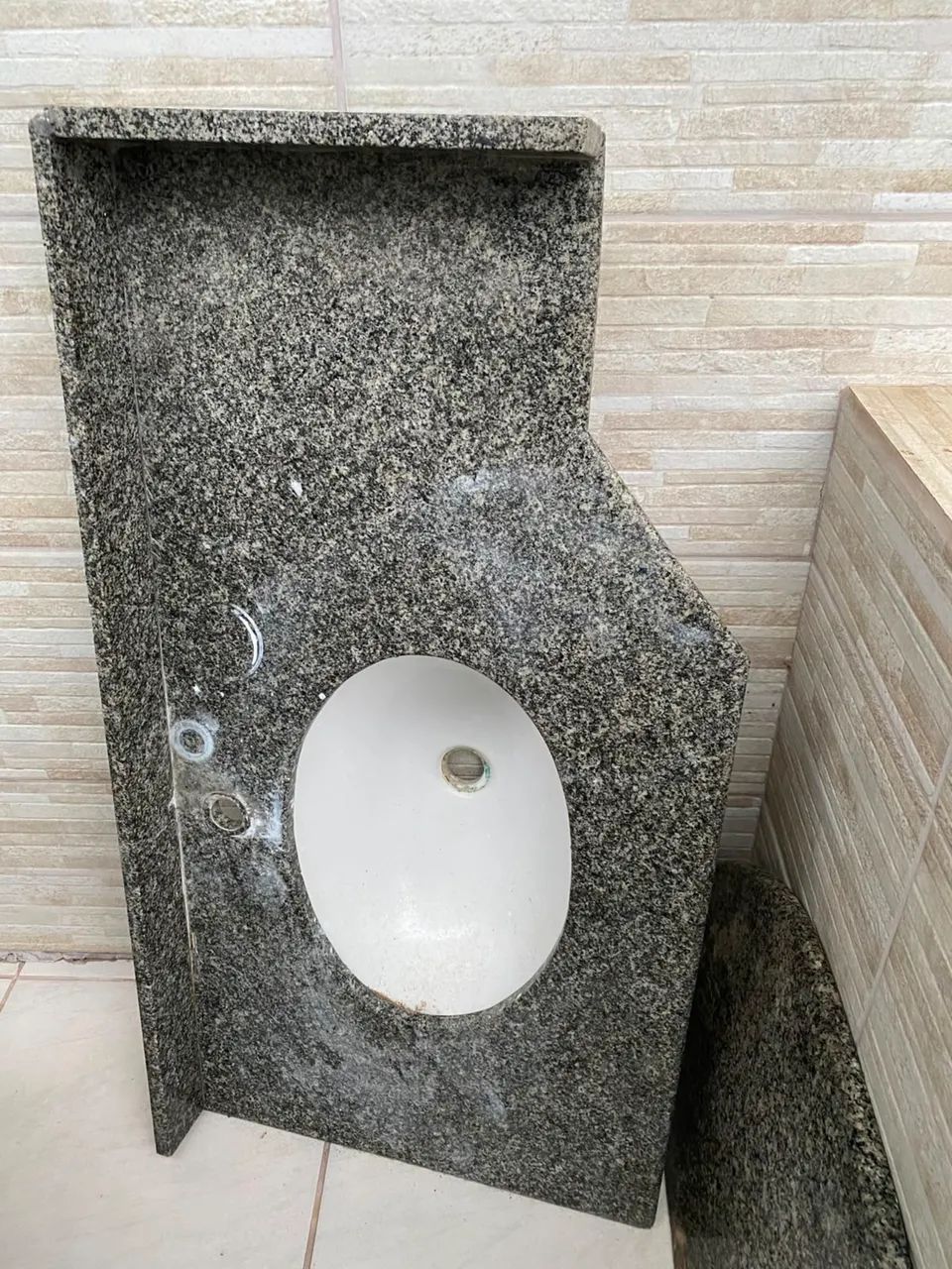 Vendo pia de mármore 