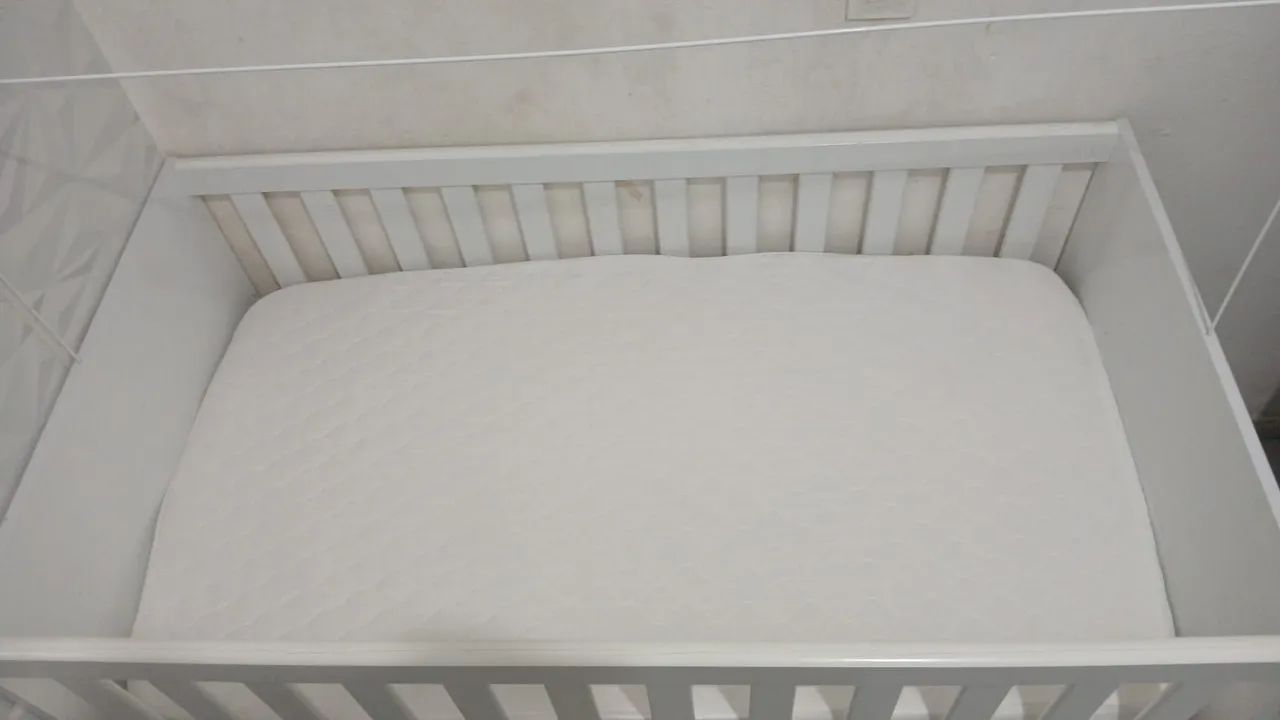 Berço e colchão  - Foto 2