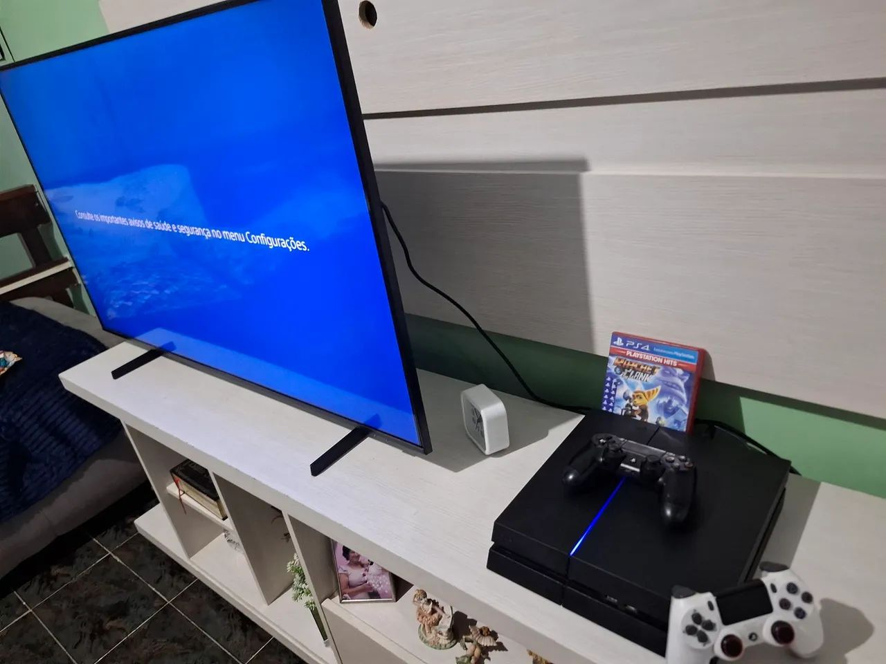 Ps4 Fat + 2 Controles e 1 Jogo - Foto 3