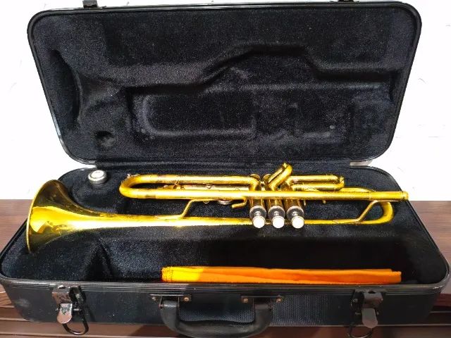 Trompete Condor Sib Classic Dourado Com Case E Bocal - Foto 2