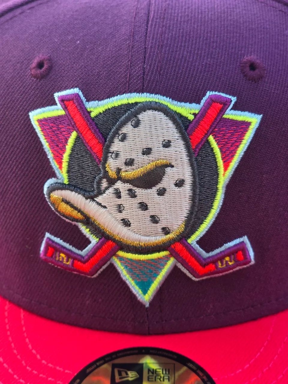 Boné mighty ducks super patos brilha no escuro - Foto 5