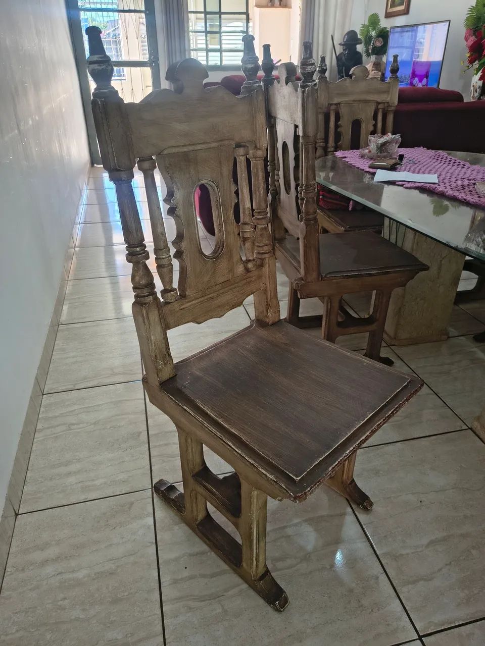 Jogo de Cadeiras em Mogno para Sala de Jantar  - Foto 3