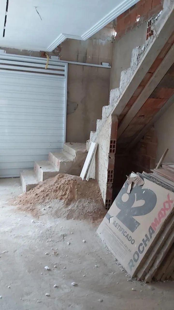 VENDE-SE CASA NOVA- EM REFORMA - Foto 3