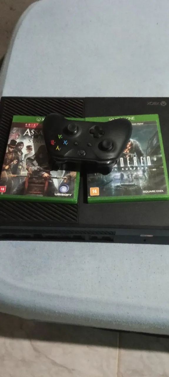 VENDE-SE XBOX ONE S 