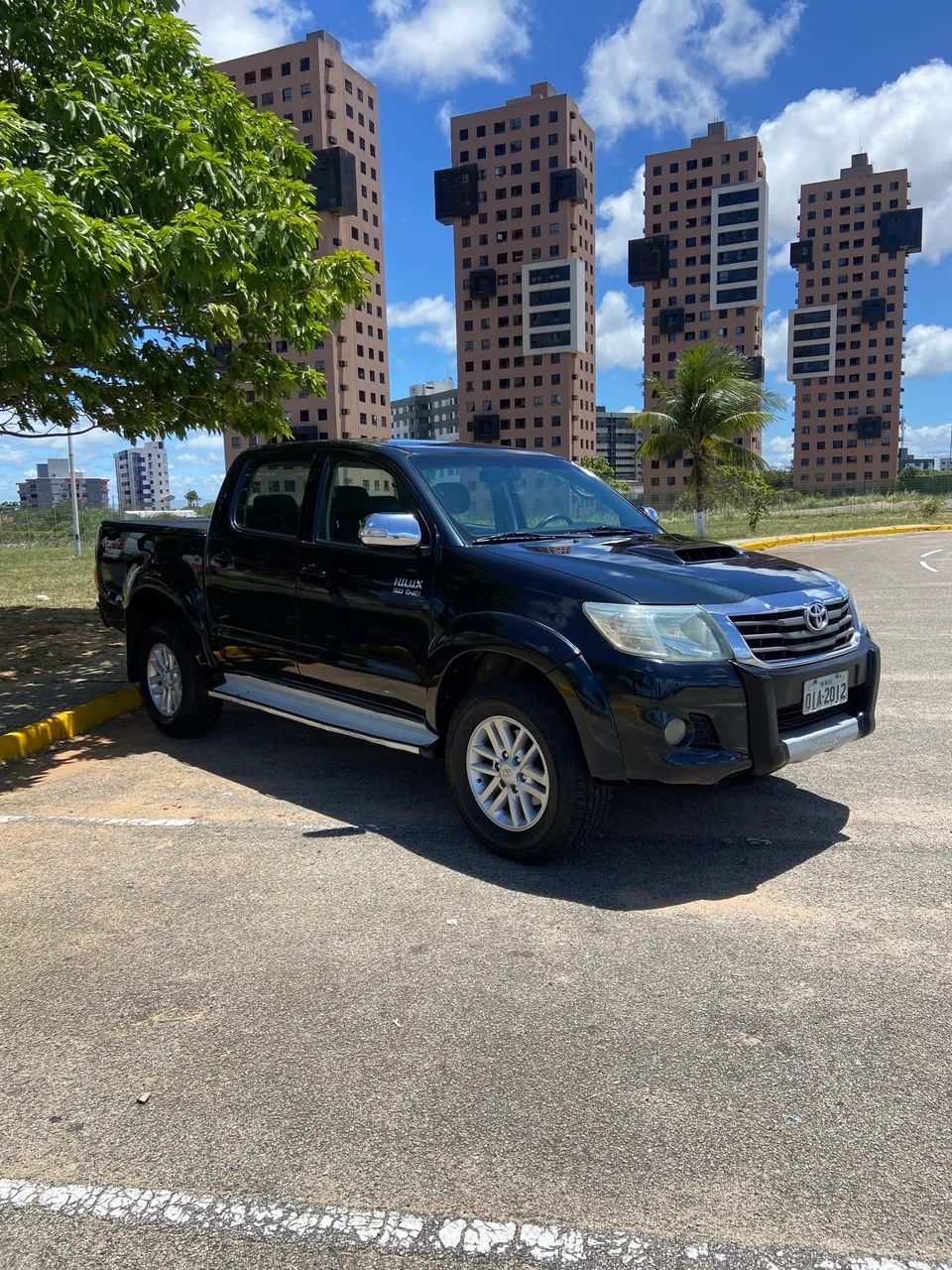Toyota Hilux CD SRV D4-d 4X4 3.0 TDI Diesel AUT 2012