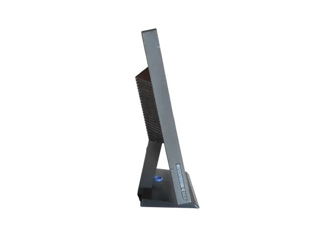 Monitor LCD Lenovo L1951P de 19 polegadas bivolt - Foto 3