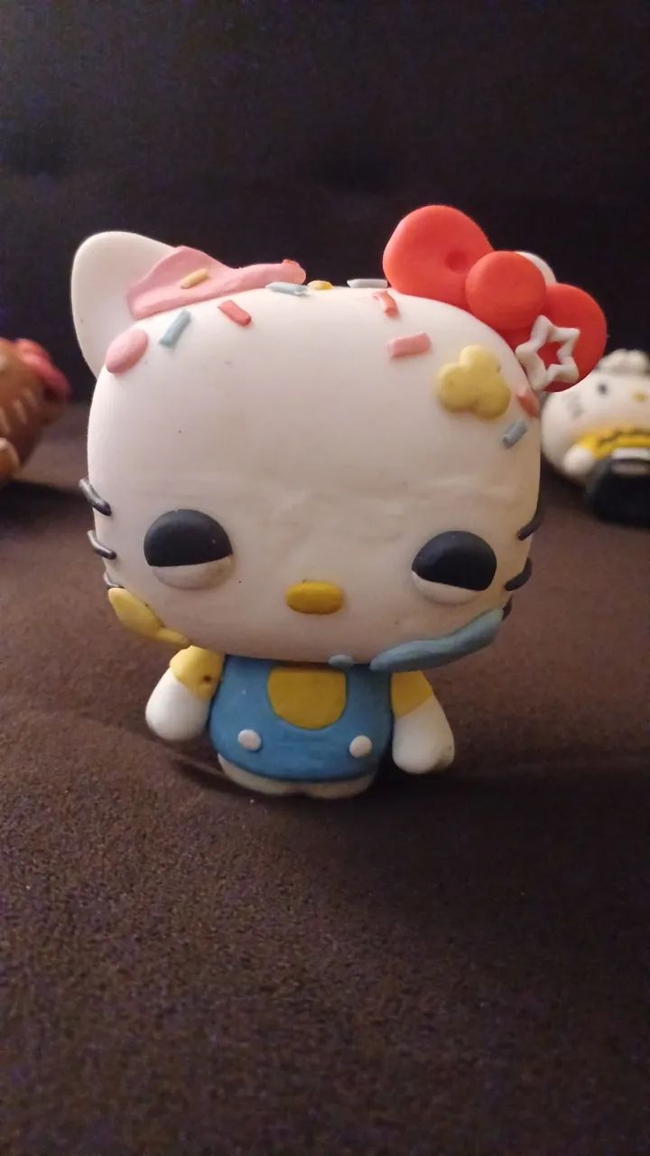 Desapego dessas artic figures feitos de biscuit da sanrio - Foto 4