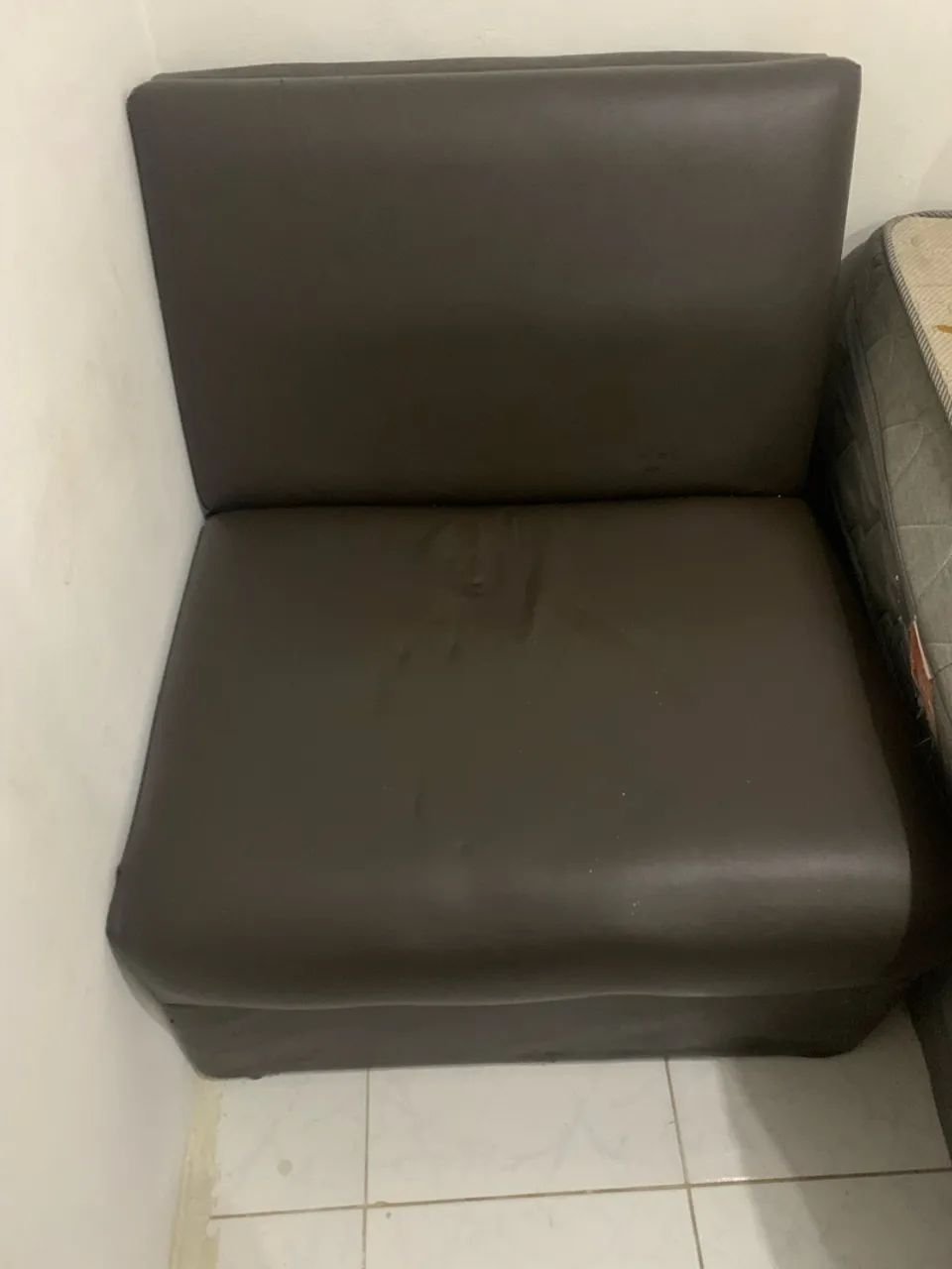Poltrona que vira cama de solteiro  - Foto 4