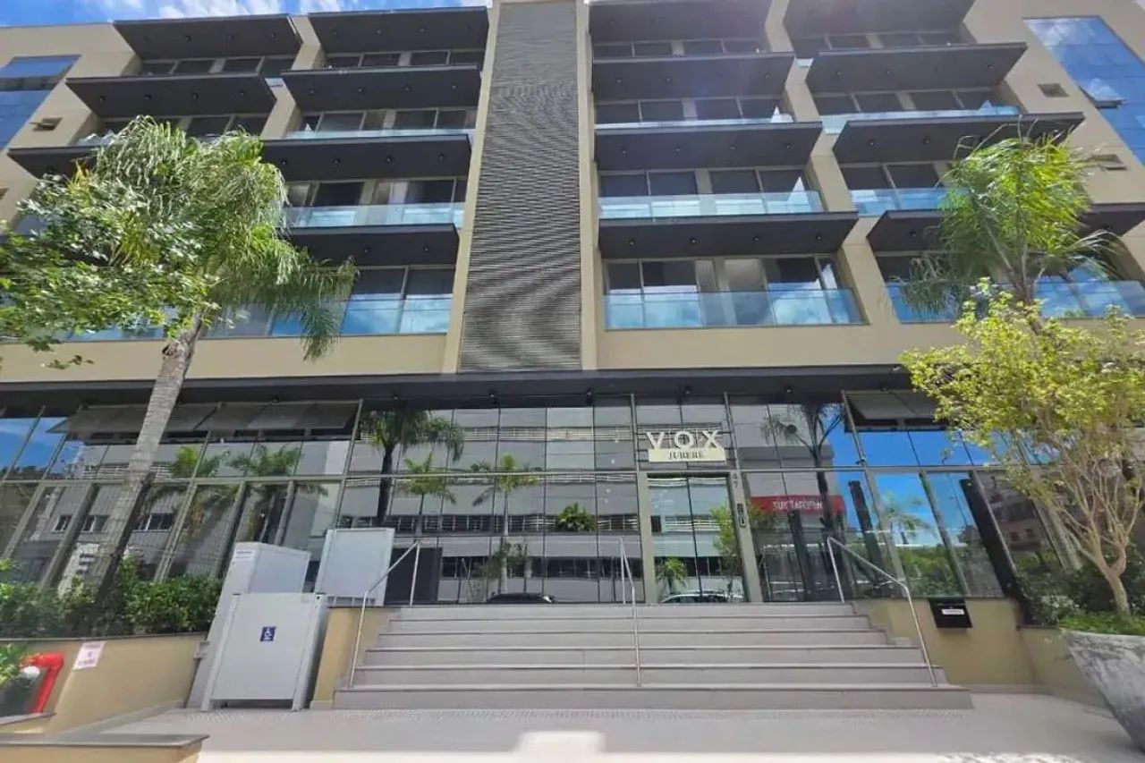 Apartamento Duplex Mobiliado com 2 suítes em Jurerê Internacional - Florianópolis/SC.