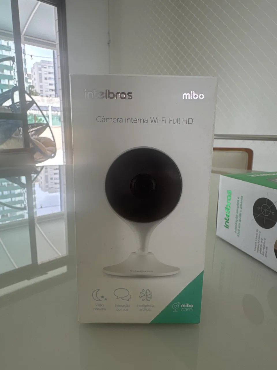 Câmera interna Intelbras modelo Im3 C