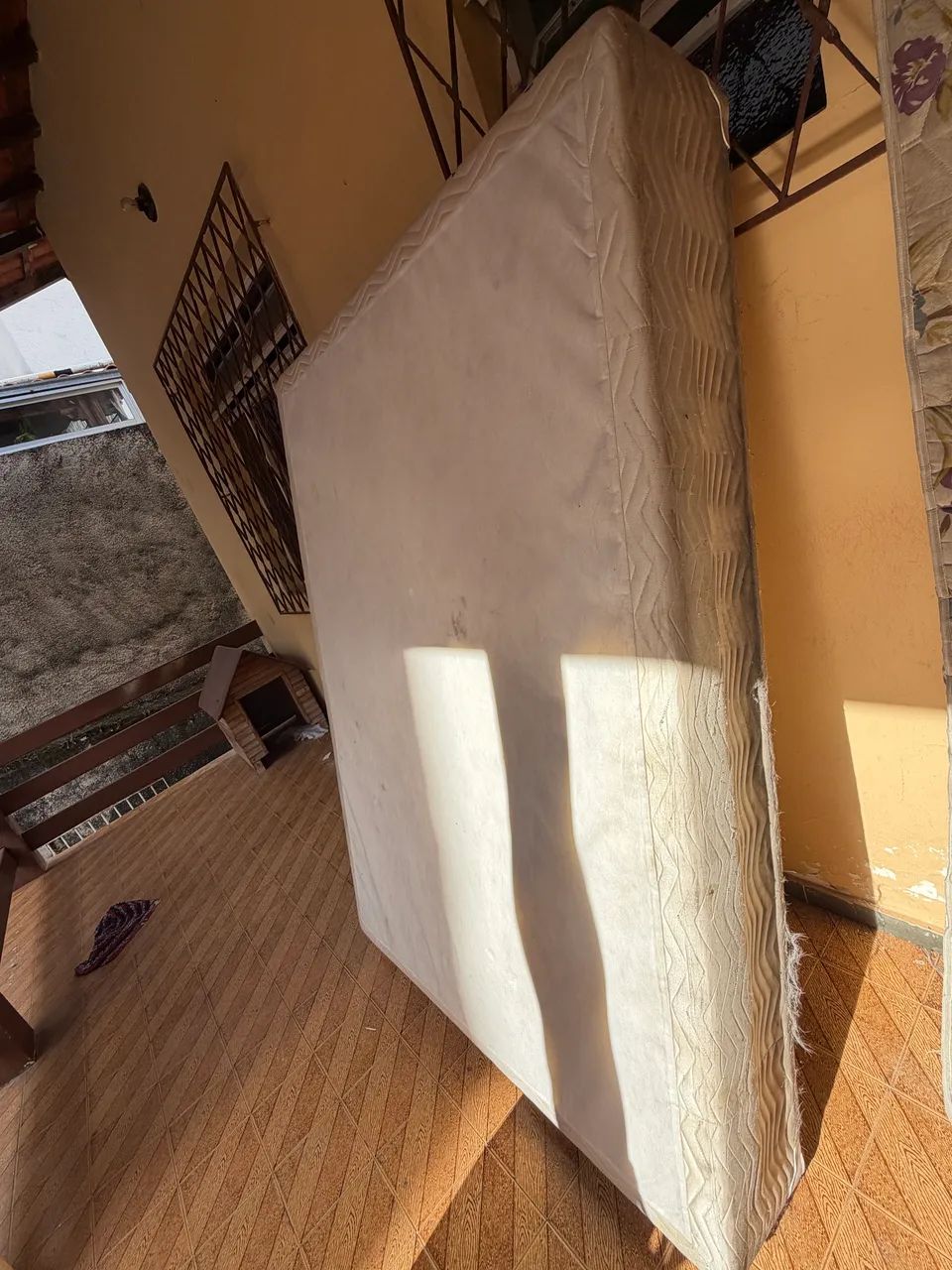 Cama Box 1,38x1,88x0,24 - Foto 3