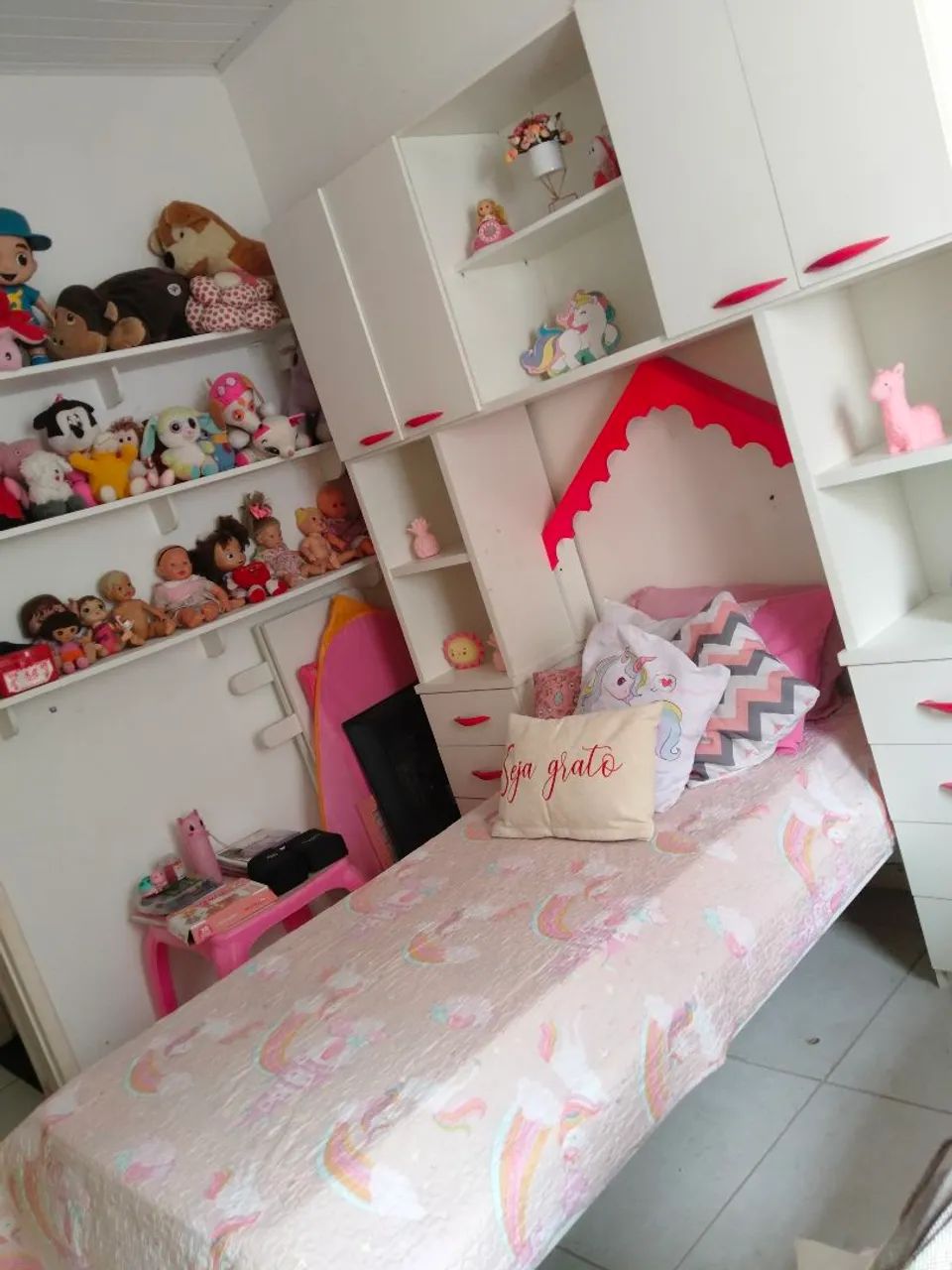Conjunto guarda roupa  e cama para criança feminina em MDF  - Foto 4