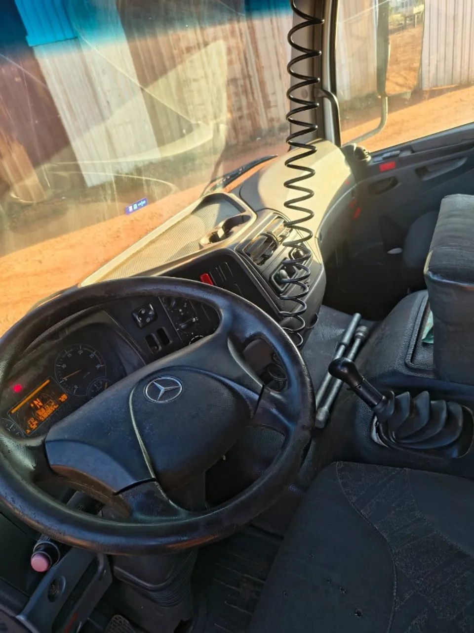 Mercedes Atego 2425 - Foto 4