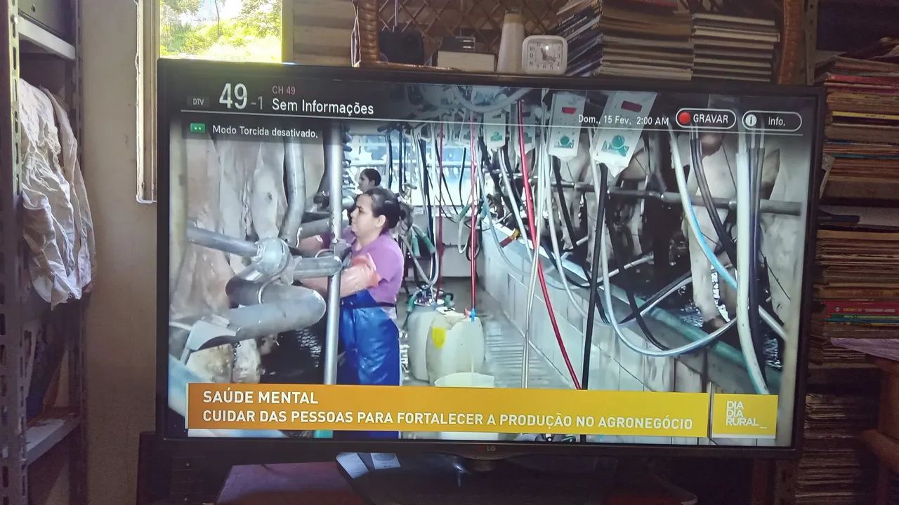 Tv LG smart 38 polegadas  - Foto 2