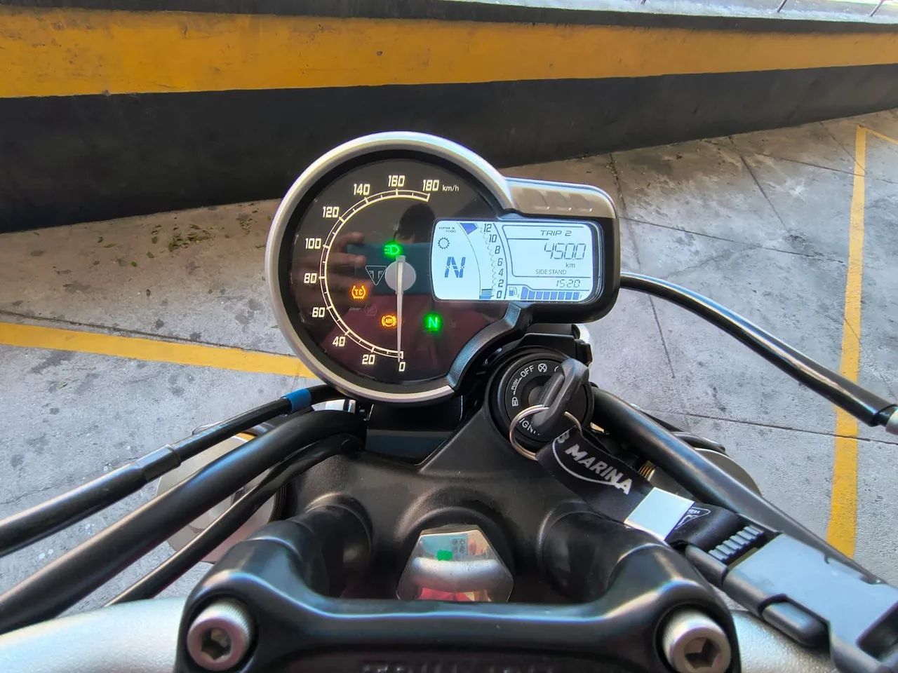 Triumph Speed 400 - Foto 5