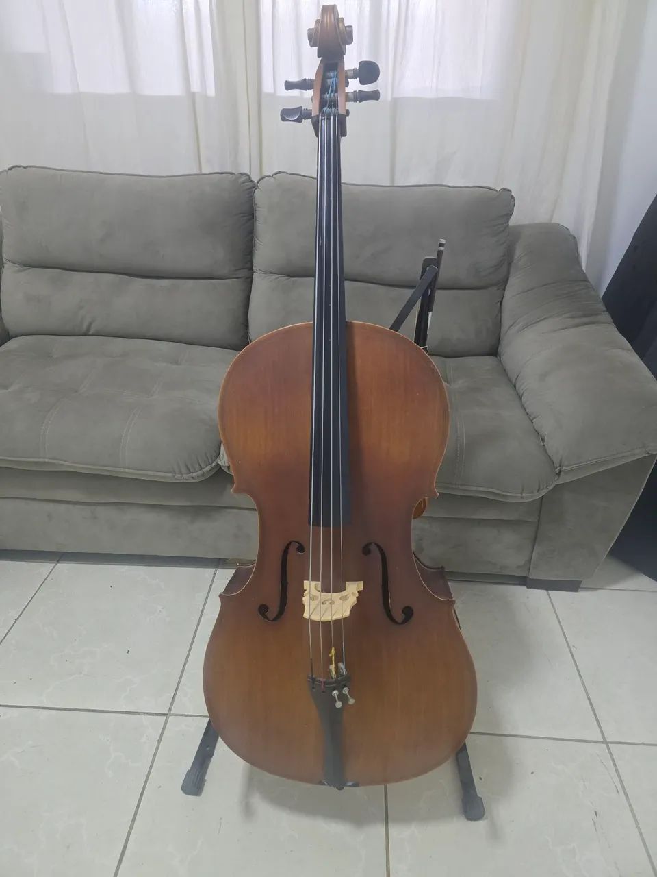 Violoncelo Omega 4/4 Usado - Completo - Foto 2
