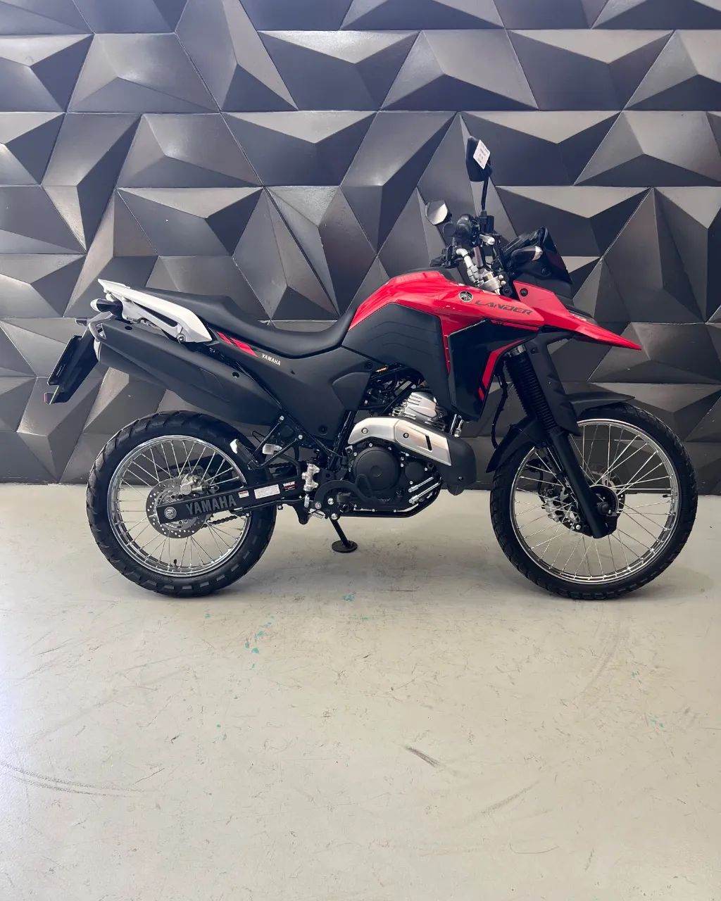 XTZ 250 LANDER CONNECTED - Foto 4