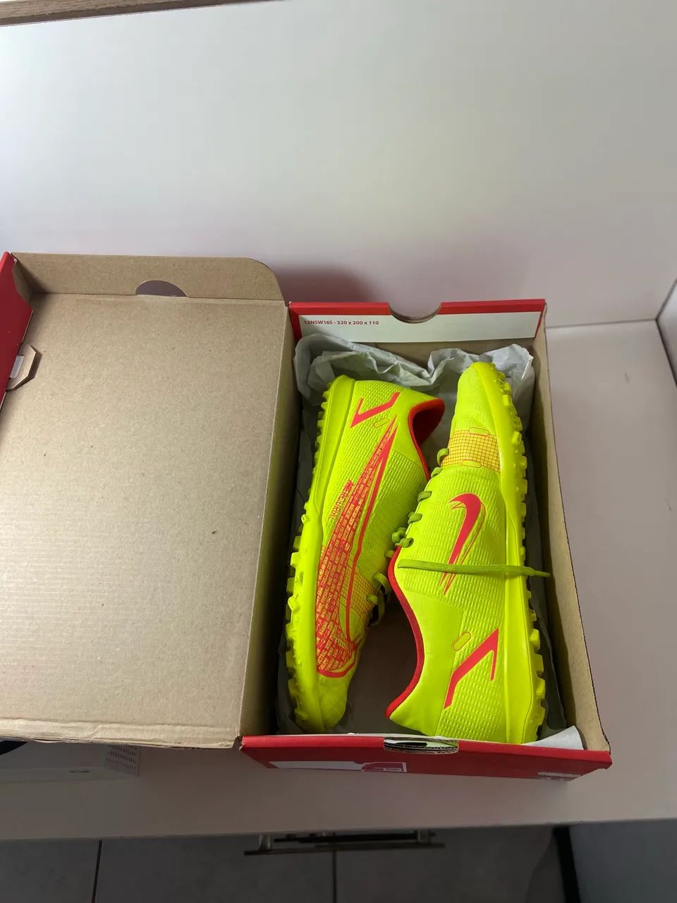 Chuteira Nike Mercurial Society Original - Neon - Calçados