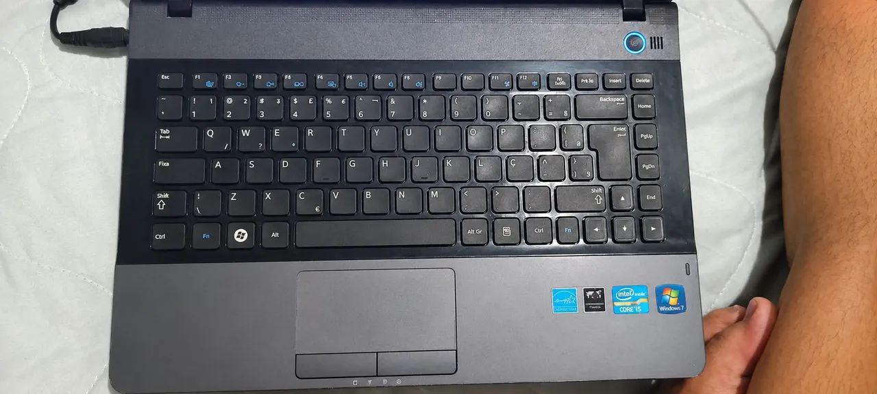 Notebook Samsung Core i5 / 4GB RAM / HD 400GB - Ótimo para Estudos e Trabalho - Foto 2