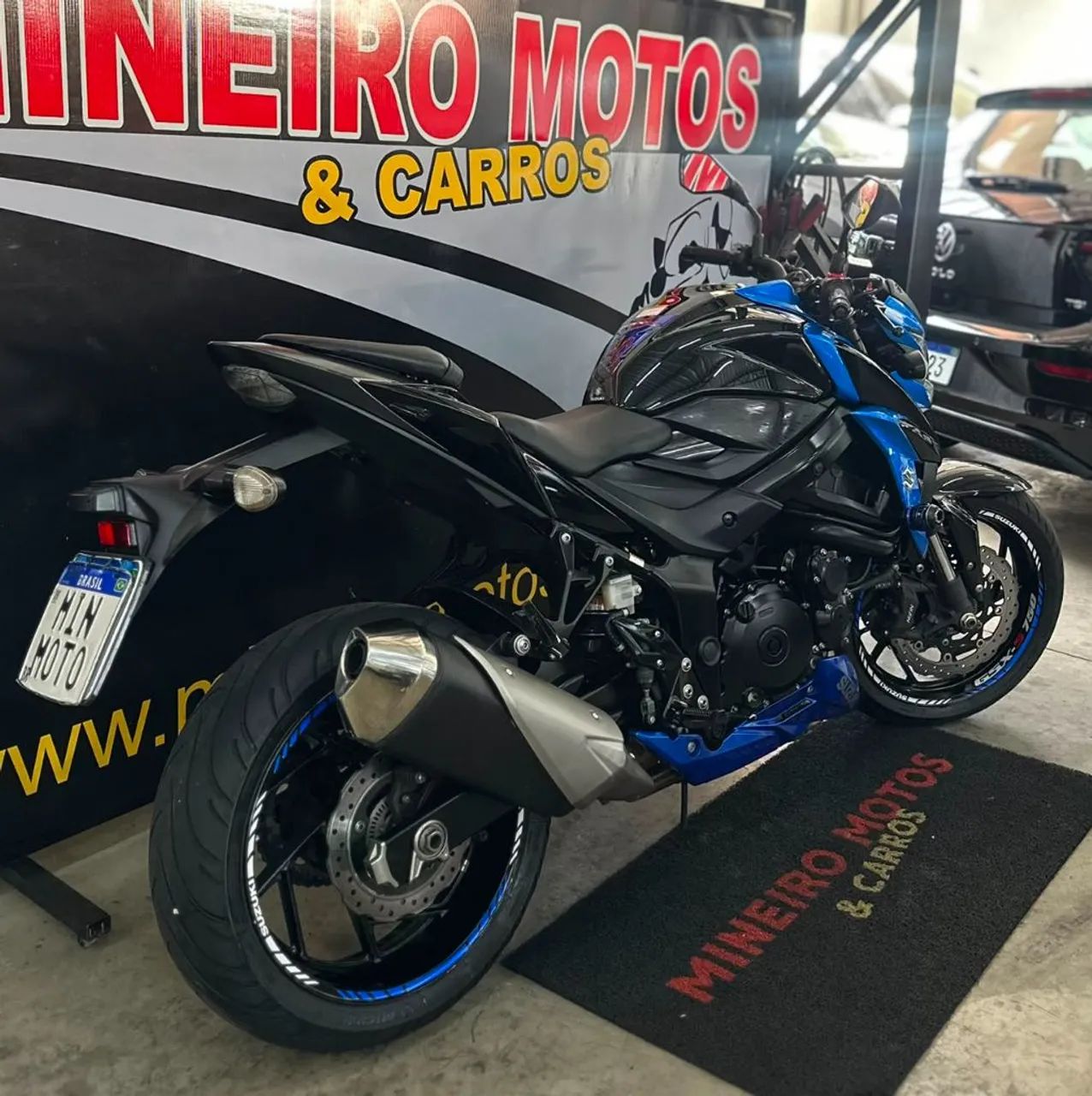 GSX-S 750 - Foto 3
